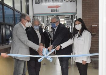 SE INCORPORAN NUEVAS CAMAS PARA PACIENTES MODERADOS DE COVID-19