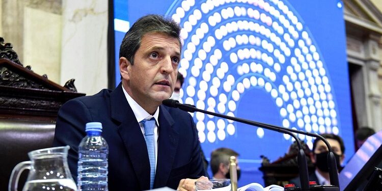 MASSA, SOBRE LA SUSPENSIÓN DE AMERI: «LAS EXPLICACIONES SE LAS DEBE DAR A LA COMISIÓN Y EL PUEBLO ARGENTINO»