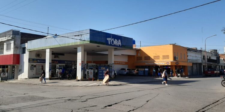 RAID DELICTIVO ASALTARON 3 ESTACIONES DE SERVICIO