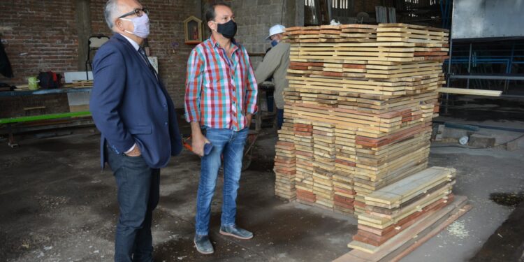 AVANCES DE LA CONSTRUCCIÓN DE KIOSCOS