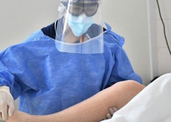 CORONAVIRUS: NUEVO RÉCORD DIARIO DE CASOS Y ARGENTINA SE UBICÓ 12° ENTRTE LOS PAÍSES CON MÁS FALLECIMIENTOS