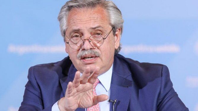 GOBIERNO RESTRINGIRÁ LA CIRCULACIÓN DE PERSONAS EN DISTRITOS DE 18 PROVINCIAS POR LOS PRÓXIMOS 14 DÍAS