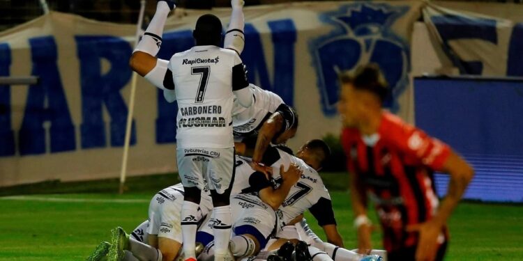 ¡GIMNASIA GANÓ EN EL ARRANQUE DEL TORNEO!