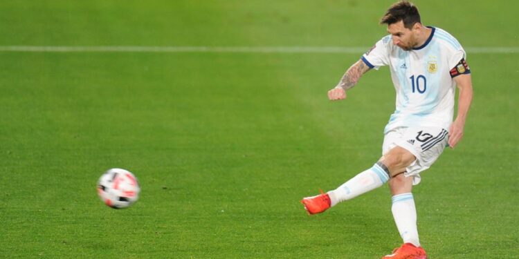 CON UN GOL DE MESSI, ARGENTINA LE GANÓ A ECUADOR POR LAS ELIMINATORIAS SUDAMERICANAS