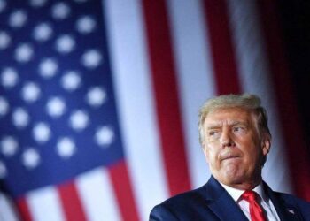 TRUMP TIENE CORONAVIRUS Y ESTADOS UNIDOS SE SUMERGE EN LA INCERTIDUMBRE