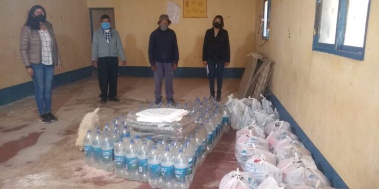 ASISTENCIA A PERSONAS DE LA COMUNIDAD DE BARRANCAS