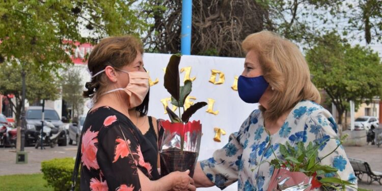 ACTO POR EL DÍA DEL ADULTO MAYOR EN PERICO