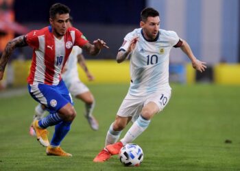 CON POLÉMICA POR EL VAR, ARGENTINA IGUALÓ 1-1 ANTE PARAGUAY