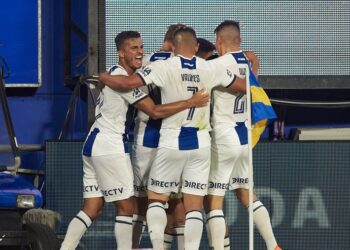 TALLERES VENCIÓ A BOCA DE VISITANTE Y SE TREPÓ A LA PUNTA