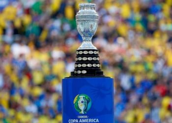 LA COPA AMÉRICA SIGUE EN PIE, PERO CONMEBOL LE PONE UN FRENO POR EL PÚBLICO