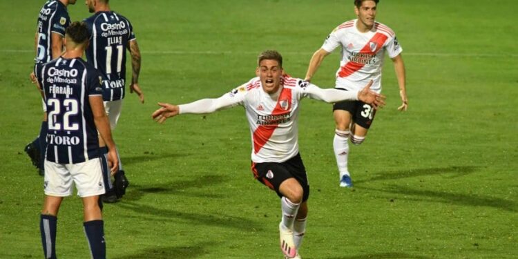 River venció a Godoy Cruz por 1 a 0
