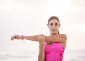 OMS: ADULTOS Y NIÑOS DEBEN MOVERSE MÁS PARA MANTENERSE EN FORMA EN PANDEMIA