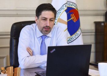 TROTTA PREVÉ PARA 2021 UN REGRESO «MASIVO A LAS AULAS Y CON TODOS LOS CUIDADOS»