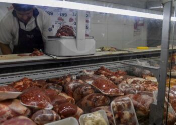 CIERRAN ACUERDO PARA VENDER TRES CORTES DE CARNE A PRECIOS ACCESIBLES EN LAS FIESTAS