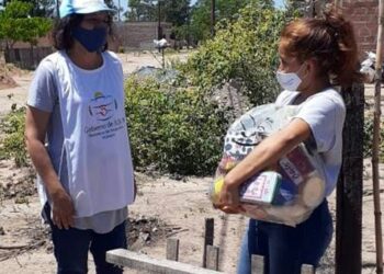 FAMILIAS DE ARRAYANAL Y LA ESPERANZA RECIBIERON AYUDA SOCIAL
