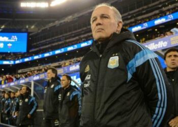 MURIÓ ALEJANDRO SABELLA , UN MAESTRO DEL FÚTBOL