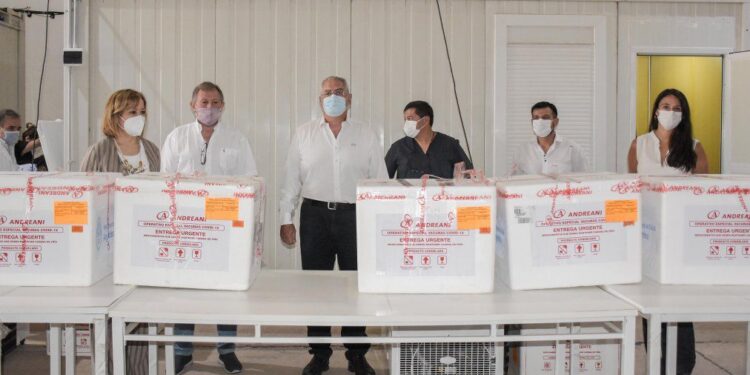 LLEGÓ A JUJUY EL PRIMER LOTE DE 2.250 VACUNAS SPUTNIK-V