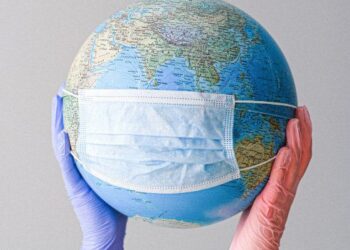 CORONAVIRUS: ANTE SUBA DE CASOS, EUROPA EXTIENDE RESTRICCIONES Y AYUDAS ECONÓMICAS