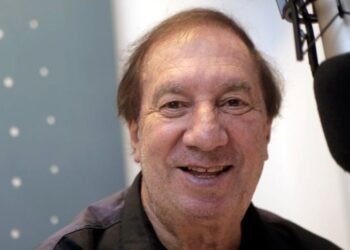 CARLOS BILARDO RECIBIÓ LA VACUNA CONTRA EL CORONAVIRUS