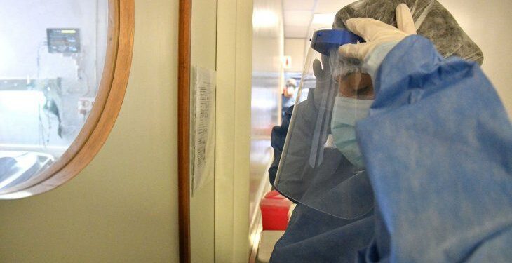 GOBIERNO PAGARÁ UN BONO DE $6.500 AL PERSONAL DE SALUD DURANTE TRES MESES