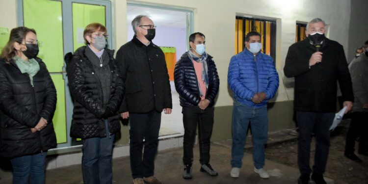 MORALES INAUGURÓ OBRAS EN BARRO NEGRO