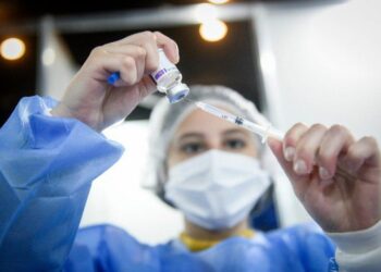 ¿CUÁL ES LA EFICACIA DE CADA UNA DE LAS VACUNAS CONTRA EL COVID-19?