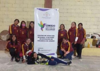 «NI UNA MENOS»: TORNEO RELÁMPAGO SE FUTSAL EN HUMAHUACA