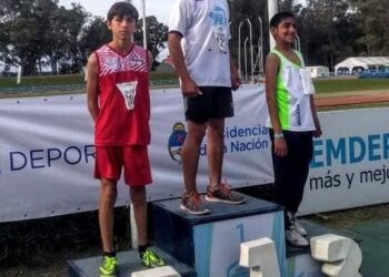 Tiene hemiplejia neonatal y ganó tres medallas de bronce en los “Juegos Evita”