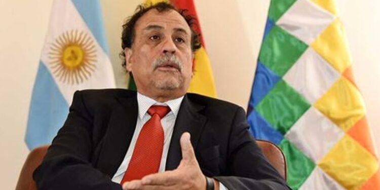 Álvarez García sobre Bolivia: “El gobierno de Añez fue represivo, dictatorial por más que se mantuvo el congreso con la mayoría del partido de Evo”