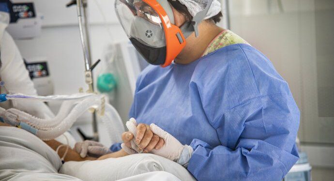 CORONAVIRUS: ARGENTINA SUPERÓ LOS 100.000 MUERTOS DESDE EL INCIO DE LA PANDEMIA