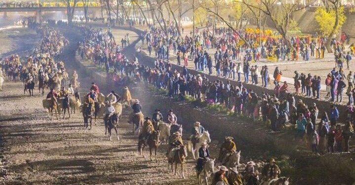 Conmemoración cuidada del Éxodo Jujeño con «hornitos barriales”