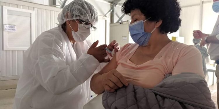 Jujuy inicia la estrategia de combinación de vacunación