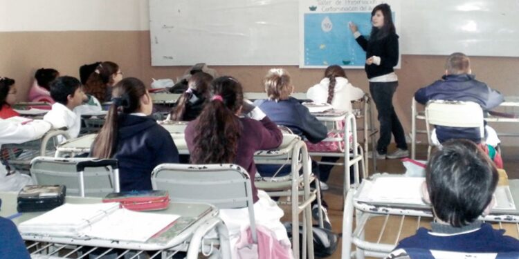 Este lunes todos vuelven a clases sembrando la normalidad en la educación