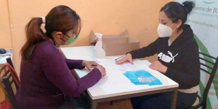 Familias celíacas de Yungas recibieron las Tarjetas AlimentarCe