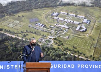 Morales puso en marcha la construcción del nuevo penal provincial
