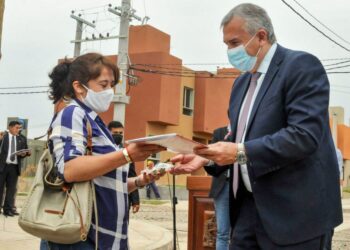 Gerardo Morales entregó 96 viviendas en Palpalá