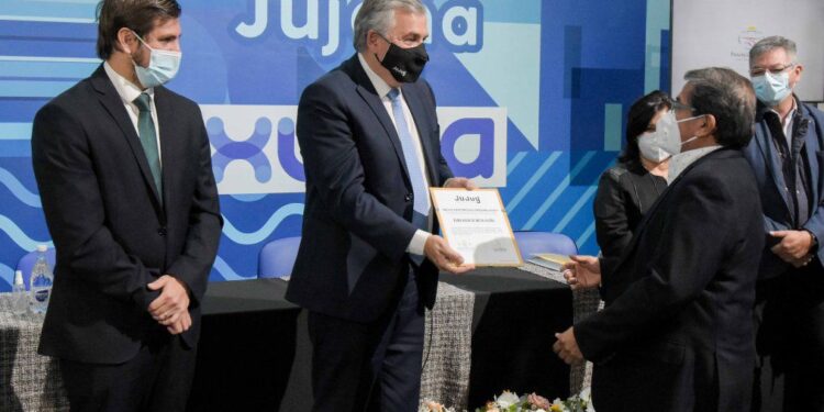 Distinguen a empresas jujeñas. «El Sello Jujuy Energía Viva es nuestra carta de presentación al País y el mundo»