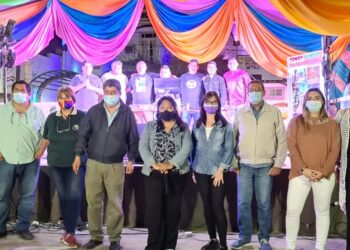 En Ledesma celebraron el día de la primavera en plaza central