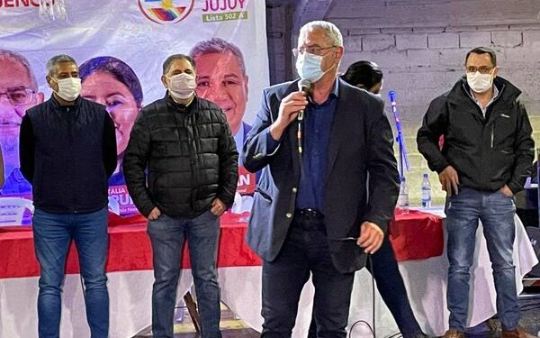 Los precandidatos de Cambia Jujuy llevan a toda la provincia el mensaje de transformación