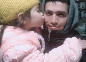 “Ella es todo”: El amor y la música como motor de cambio y revolución