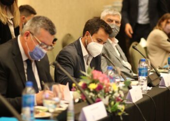 Posadas: «La apertura de fronteras y la conectividad marcarán el regreso a la nueva normalidad del turismo»