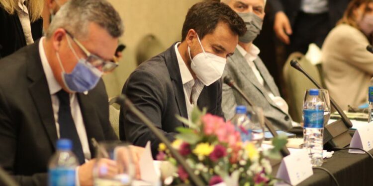 Posadas: «La apertura de fronteras y la conectividad marcarán el regreso a la nueva normalidad del turismo»