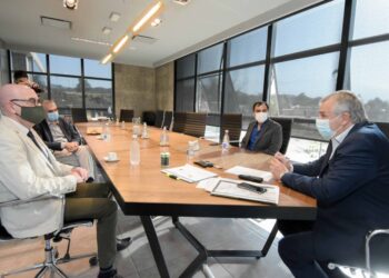 El gobernador recibió a las autoridades de ONU SIDA y planificó trabajo en conjunto