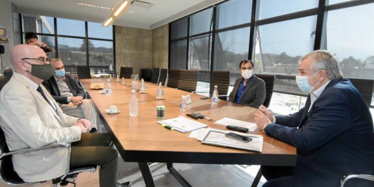 El gobernador recibió a las autoridades de ONU SIDA y planificó trabajo en conjunto