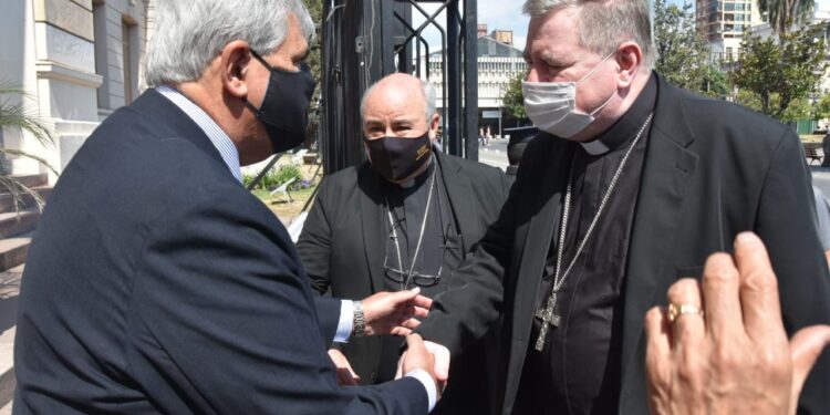 Para el Nuncio Apostólico monseñor Miroslaw Adamczyk el verdadero tesoro de este país es el pueblo»