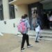 Buenos Aires apuesta no aislar en burbujas casos sospechosos y a retirar el barbijo como medida en las escuelas