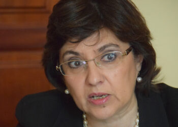 Isolda Calsina deja el cargo de Ministra de Educación