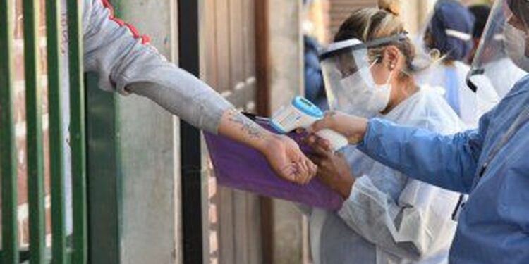 COVID-19: Este viernes se registraron 17 casos positivos, 8 personas dadas de alta y una persona fallecida por la enfermedad