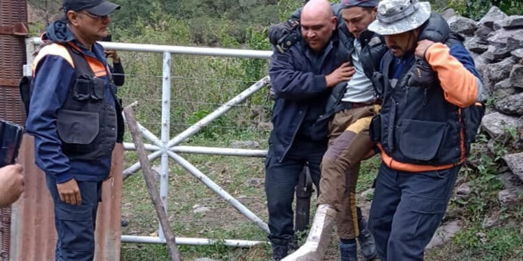 Practicaba treikking en Yala y sufrió un accidente