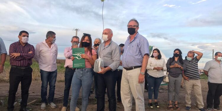 Jujuy Hábitat: 118 familias de El Carmen recibieron lotes